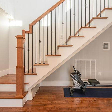 דסטין Edgewater By Avantstay Gorgeous Character Lakefront Home W Private Dock מראה חיצוני תמונה