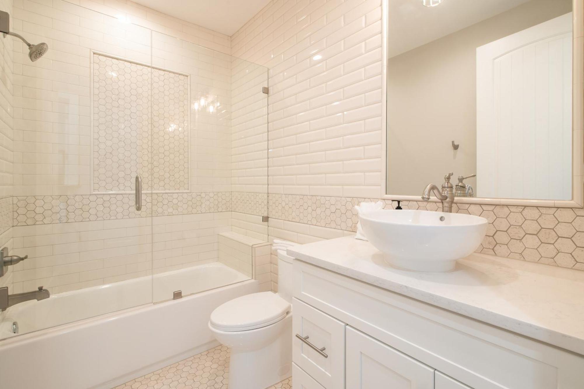 דסטין Edgewater By Avantstay Gorgeous Character Lakefront Home W Private Dock מראה חיצוני תמונה