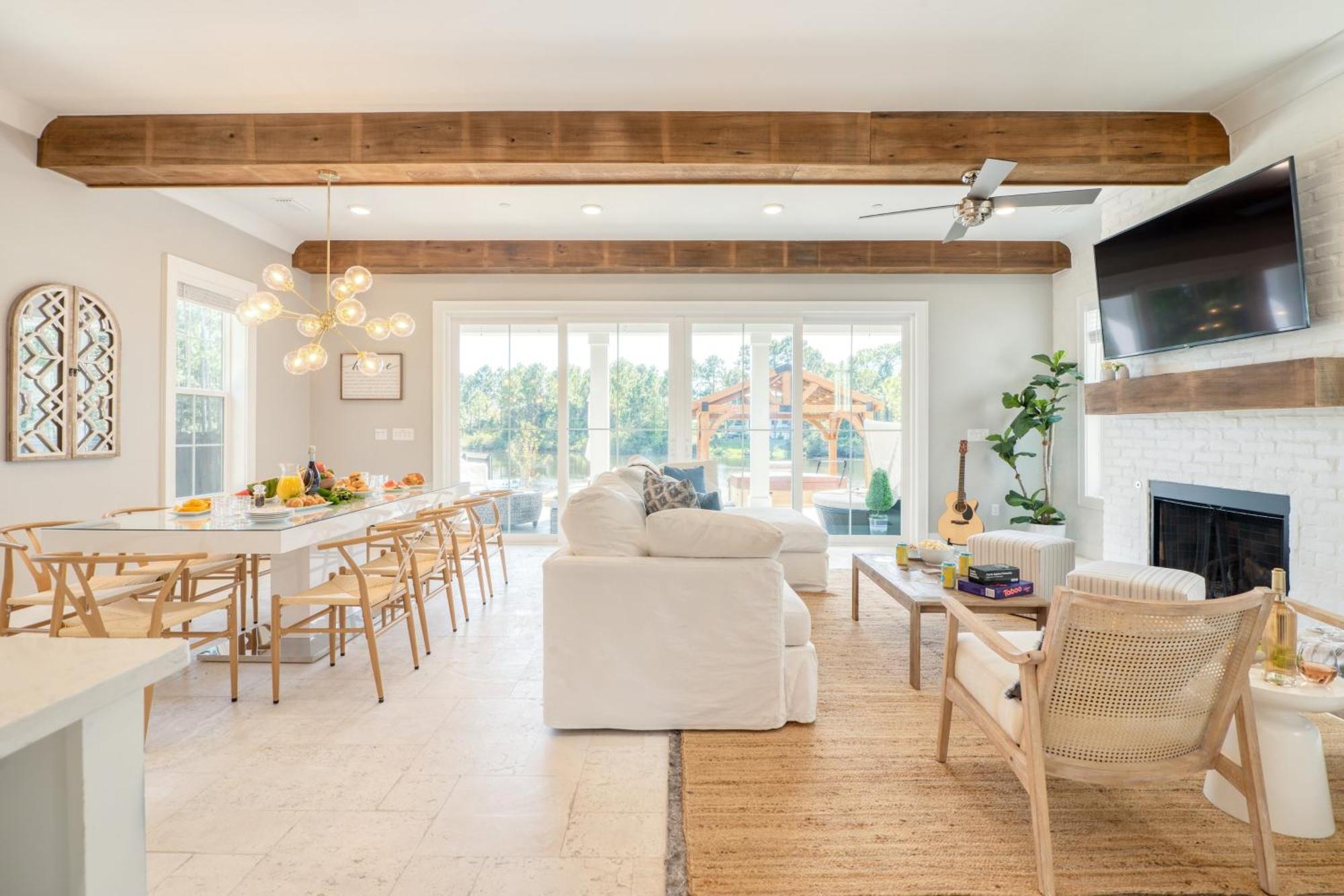 דסטין Edgewater By Avantstay Gorgeous Character Lakefront Home W Private Dock מראה חיצוני תמונה