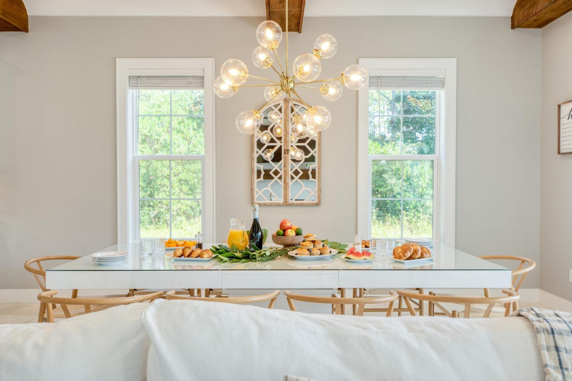 דסטין Edgewater By Avantstay Gorgeous Character Lakefront Home W Private Dock מראה חיצוני תמונה